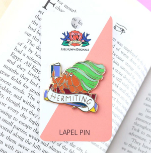 Hermiting Label Pin