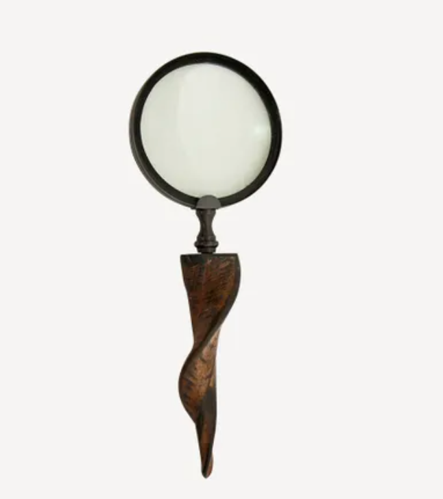 Oversized Twist Magnifying Glass