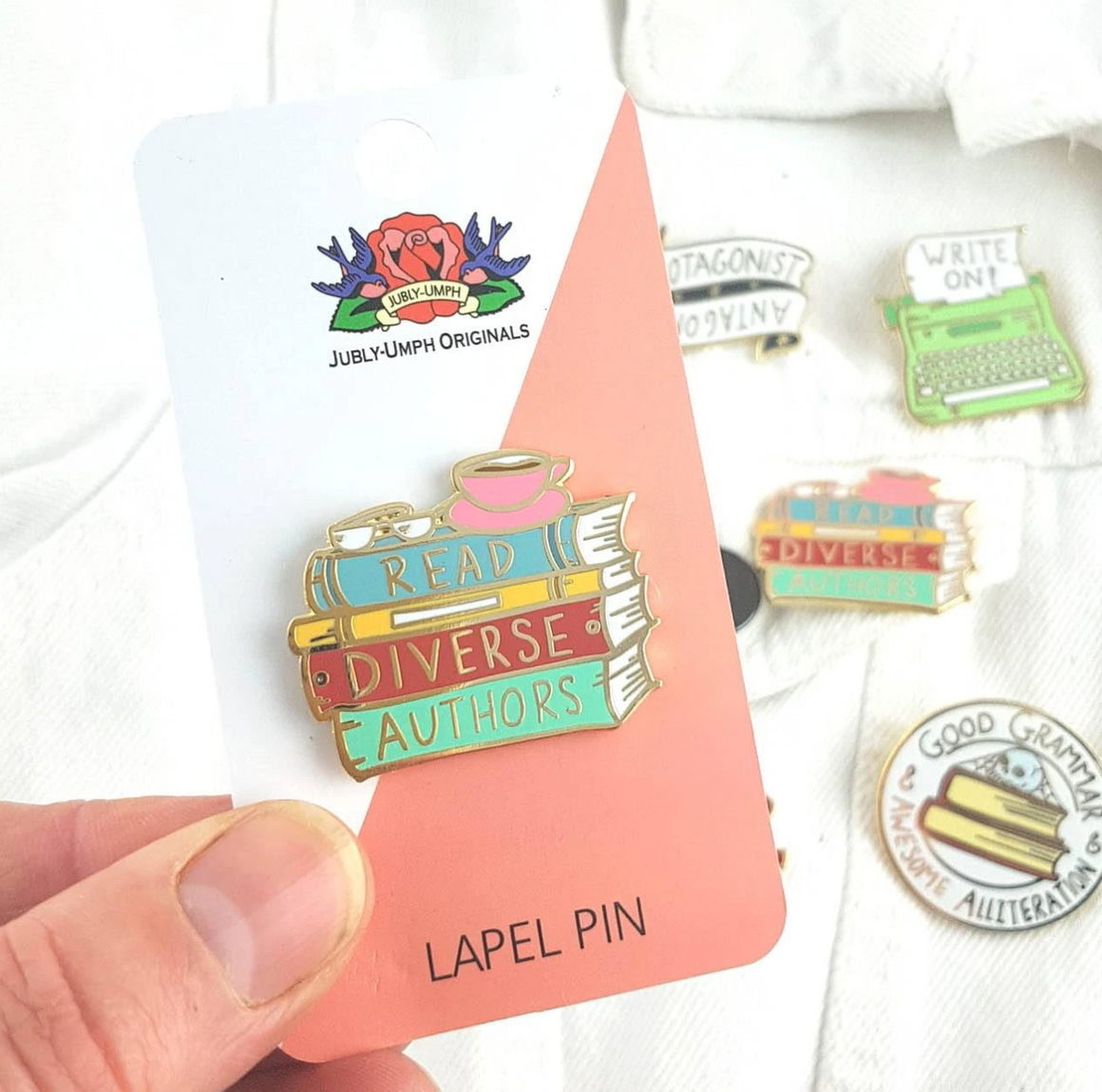 Read Diverse Authors Label Pin