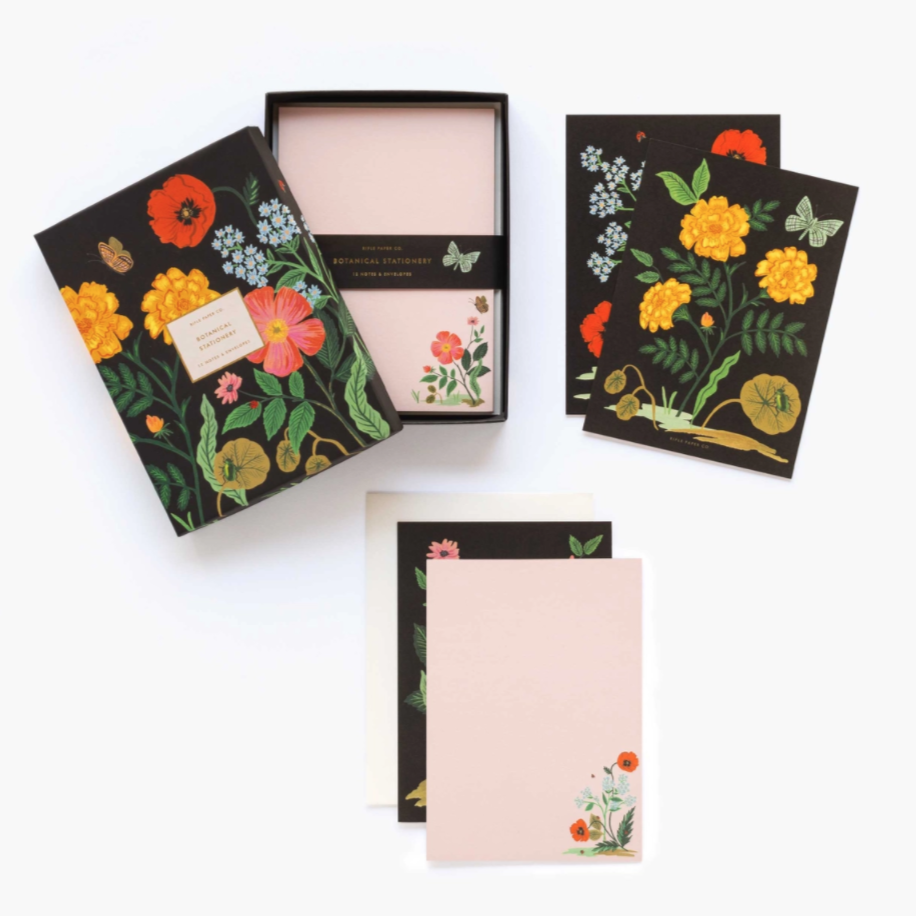 Back and front designs of the Botanical Stationery Set